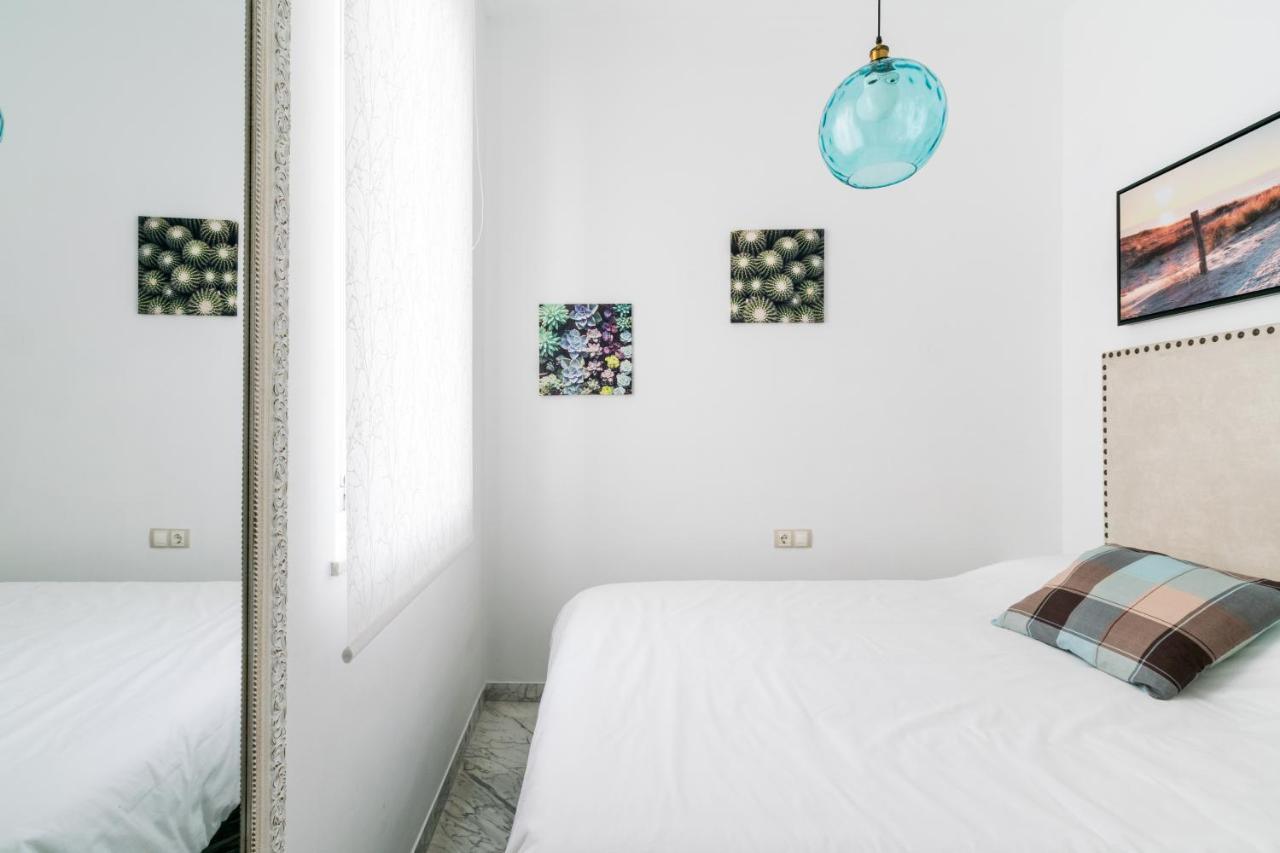 Veoapartment Ciriaco เซบีญา ภายนอก รูปภาพ