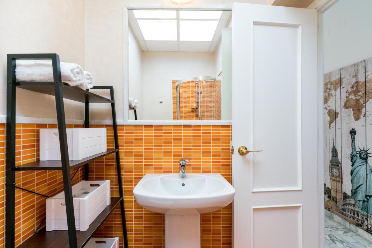 Veoapartment Ciriaco เซบีญา ภายนอก รูปภาพ