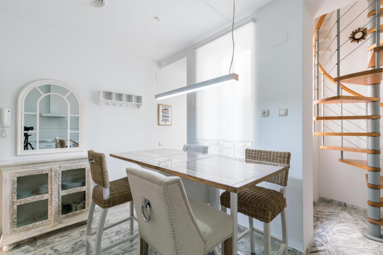 Veoapartment Ciriaco เซบีญา ภายนอก รูปภาพ